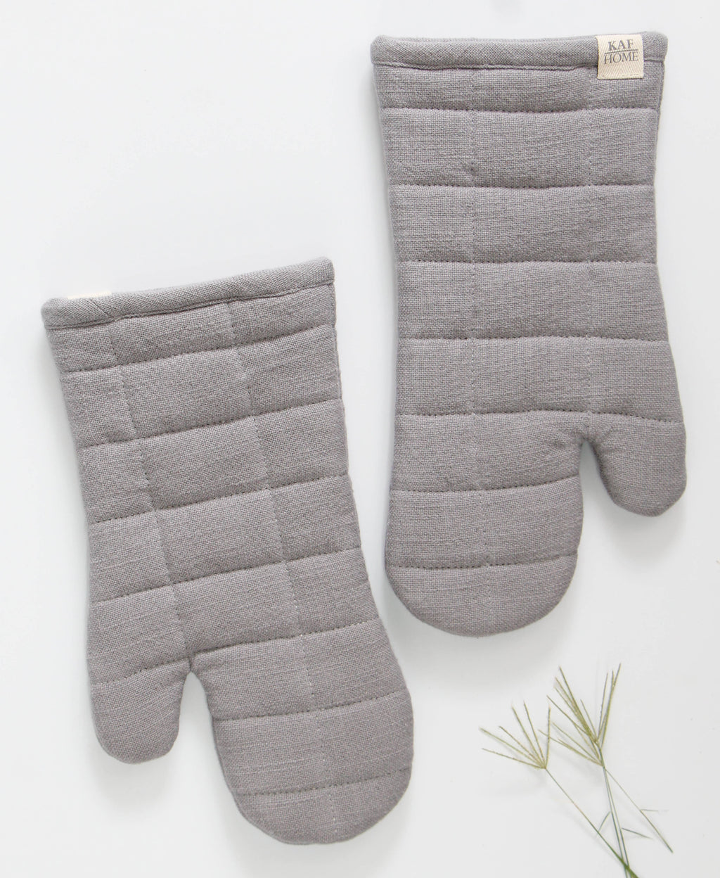 Monaco Quilted Oven Mitt