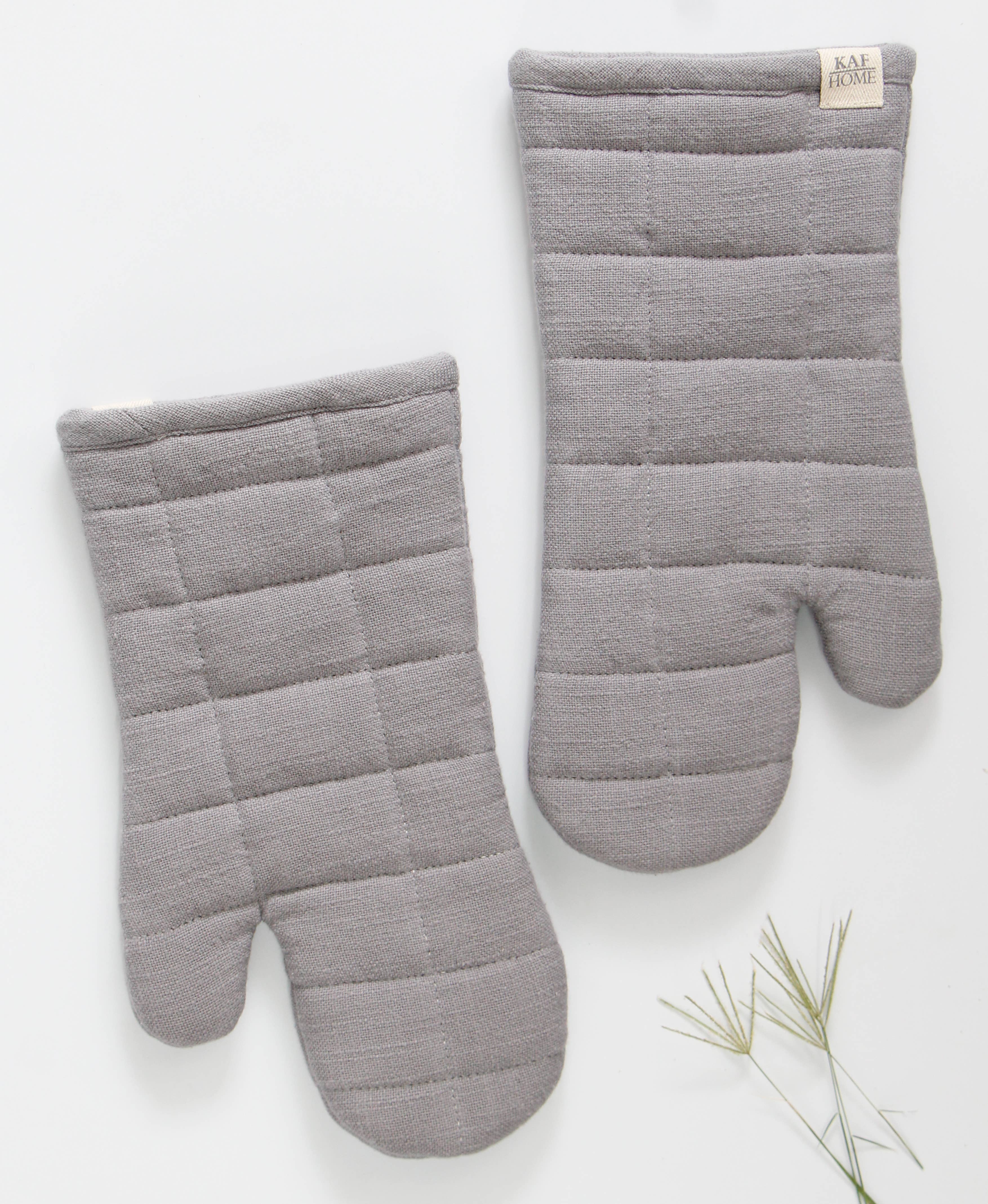Monaco Quilted Oven Mitt
