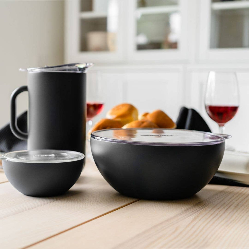 Vacuum-Insulated 2-Liter Pitcher in Caviar