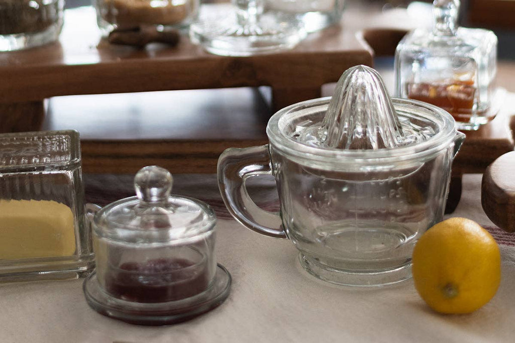 Bistro Glass Citrus Hand Press Juicer with Measuring Cup