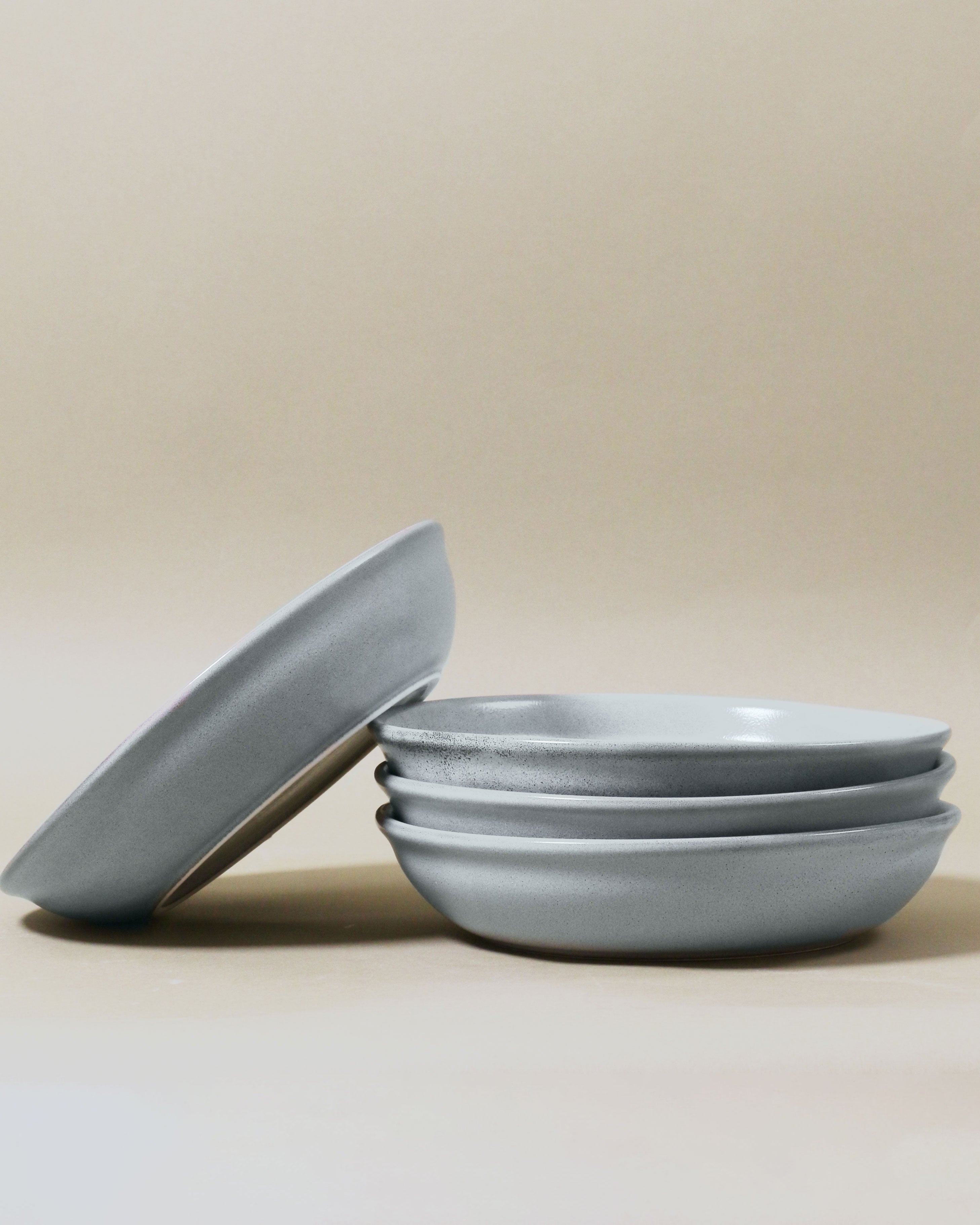 Set of 4 Potters Collection Wide Bowls / Grey Smoke