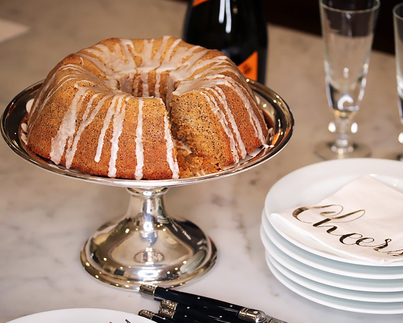Hôtel Silver Pedestal Cake Stand