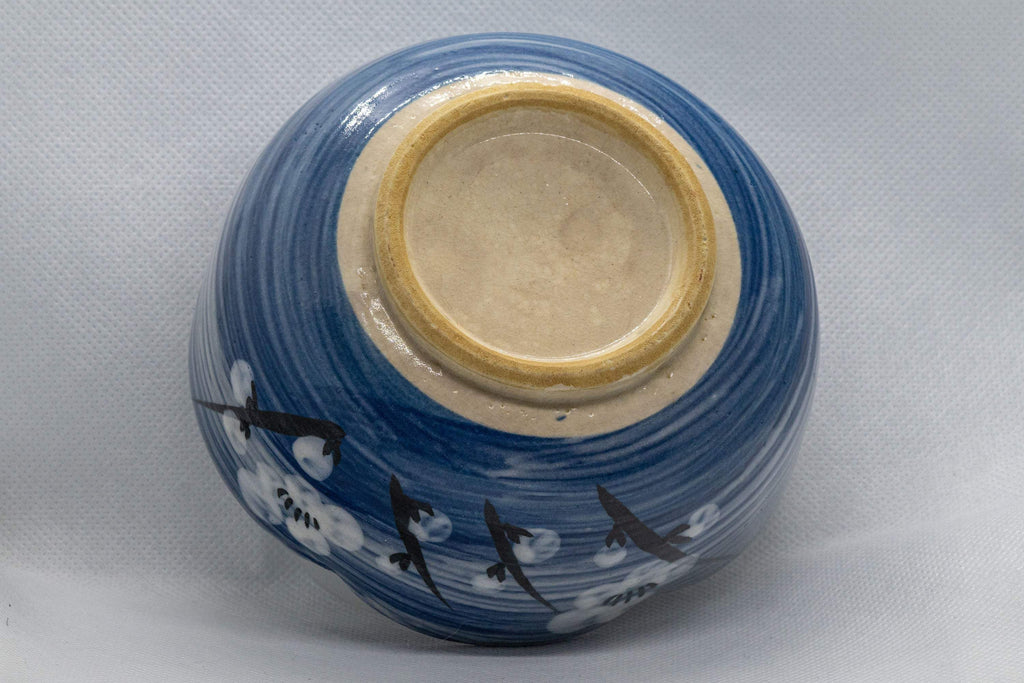 Japanese Matcha Bowl - Plum Blossoms Hantsutsu-gata Chawan - 350ml