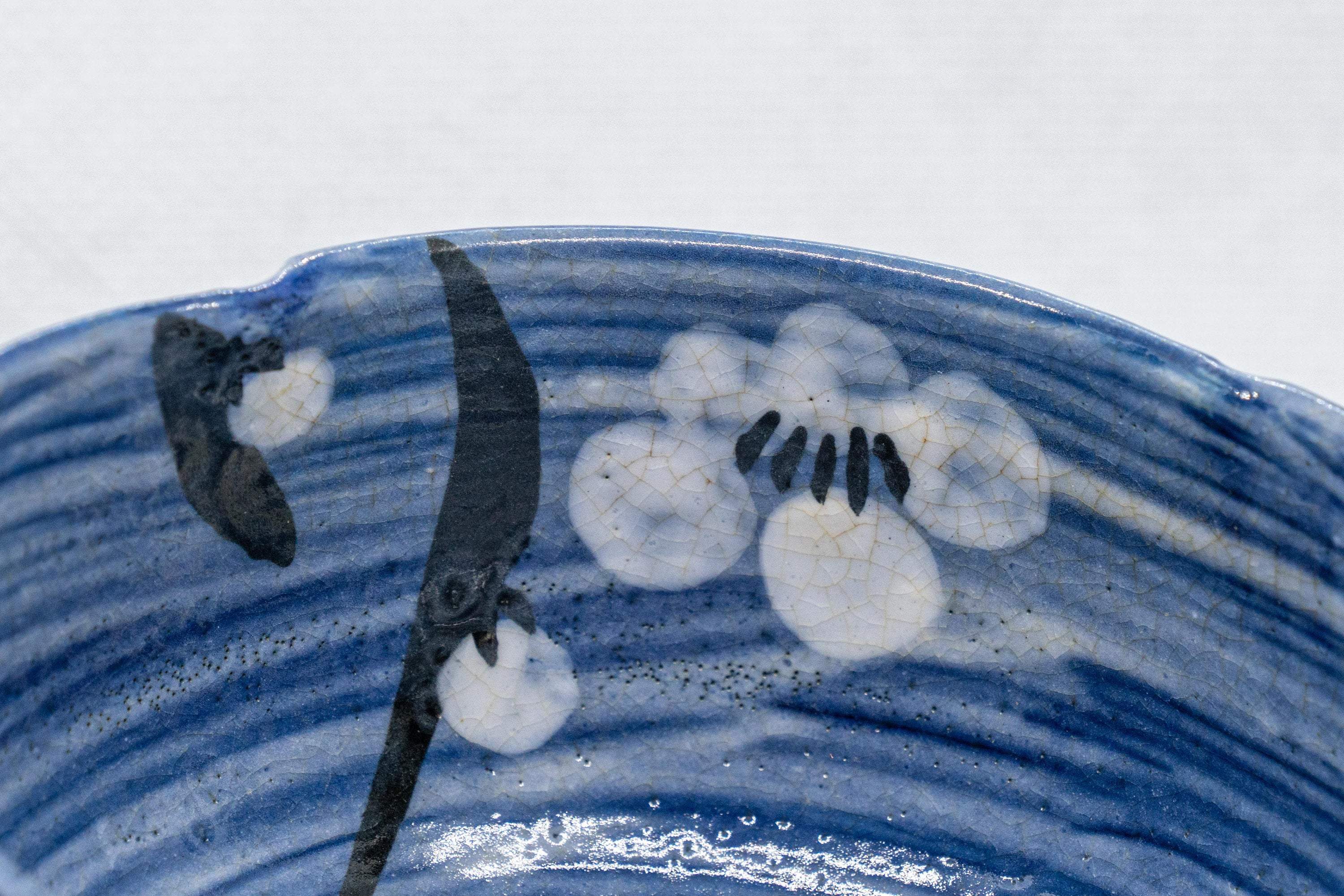 Japanese Matcha Bowl - Plum Blossoms Hantsutsu-gata Chawan - 350ml
