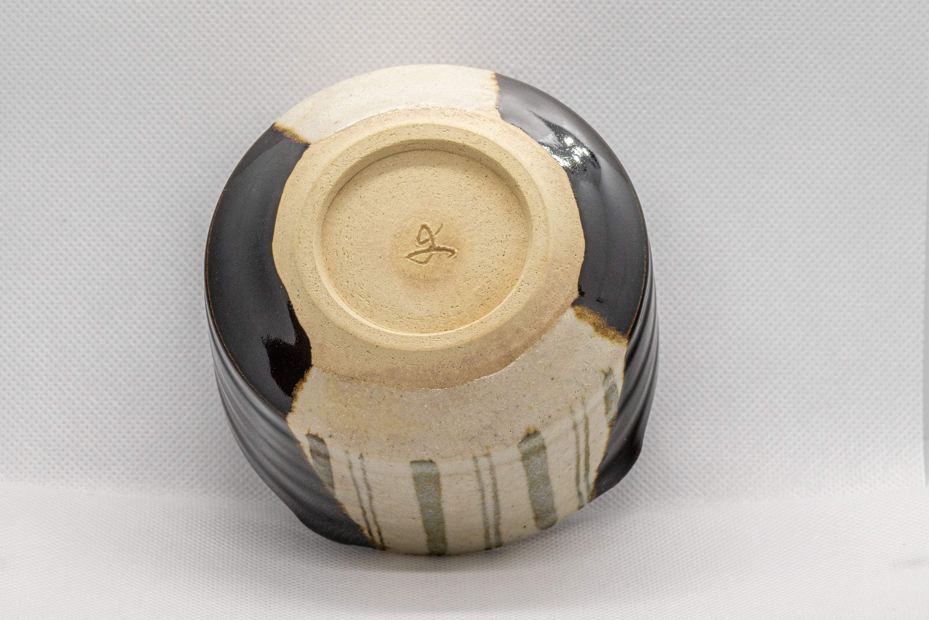 Japanese Matcha Bowl - Hantsutsu-gata Oribe Chawan - 250ml