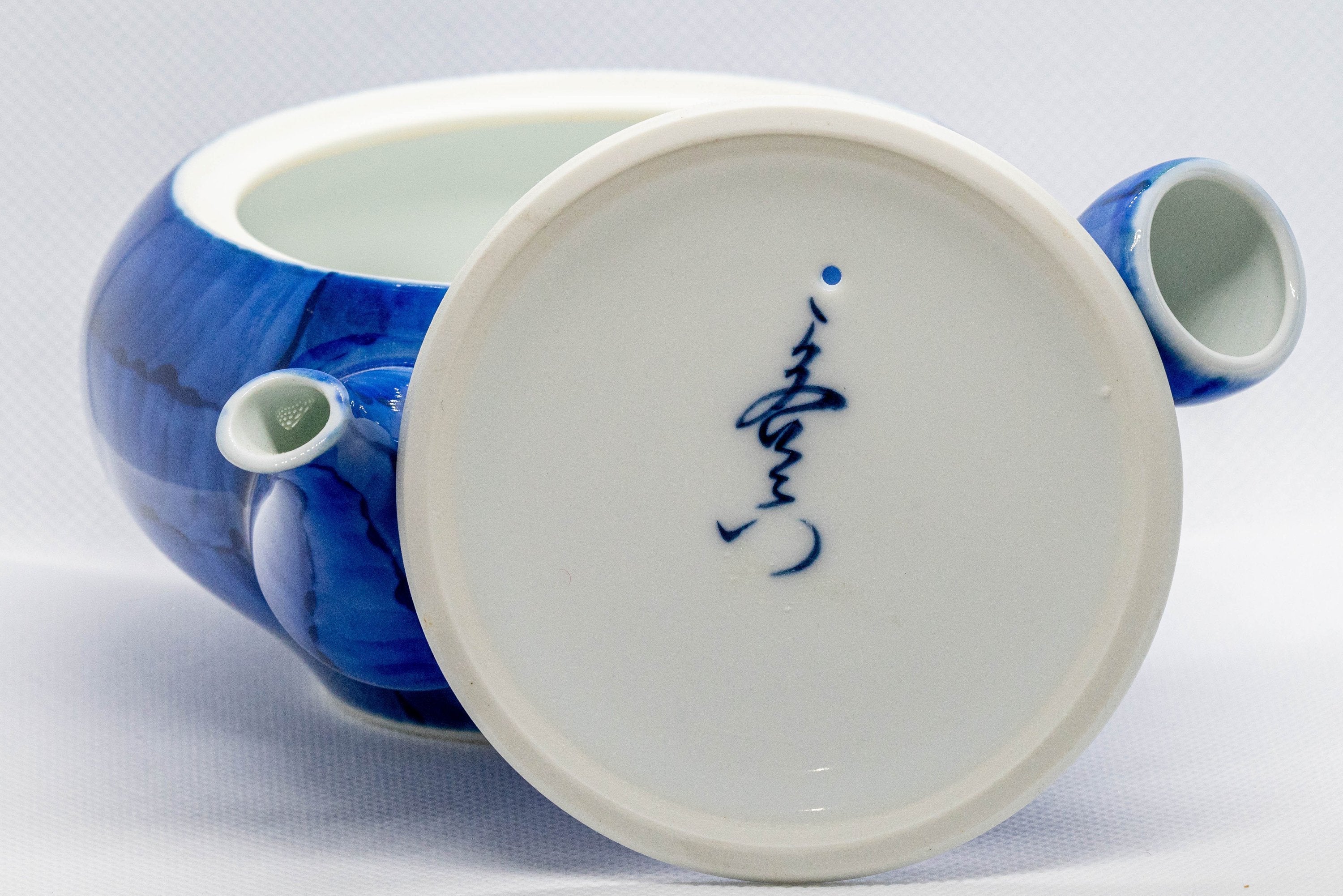 Japanese Kyusu - Brushed Sapphire Blue Porcelain Arita-yaki Debeso Teapot - 350ml