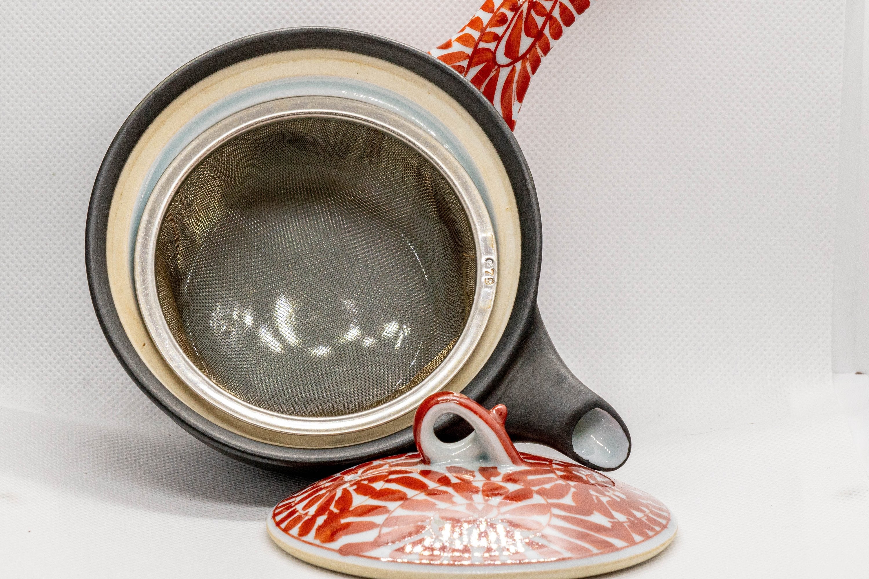 Japanese Kyusu - Floral Arita-yaki Basket-Infuser Teapot - 260ml