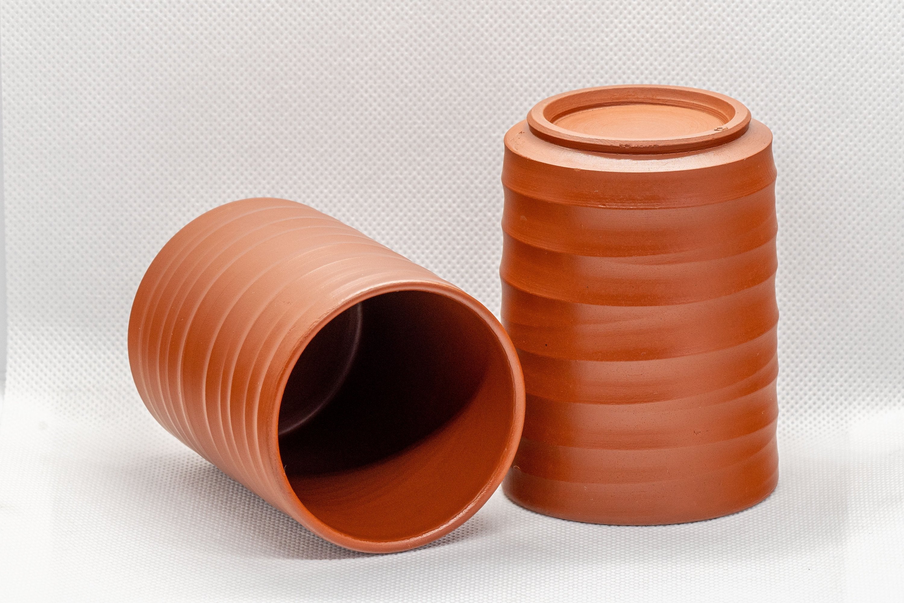 Japanese Teacups - Pair of Spiraled Tokoname-yaki Tsutsu-gata Yunomi - 175ml