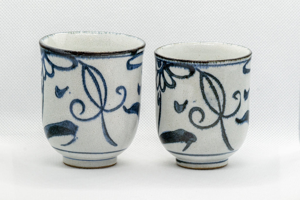 Japanese Teacups - Pair of Floral Tsutsu-gata Yunomi - 150ml