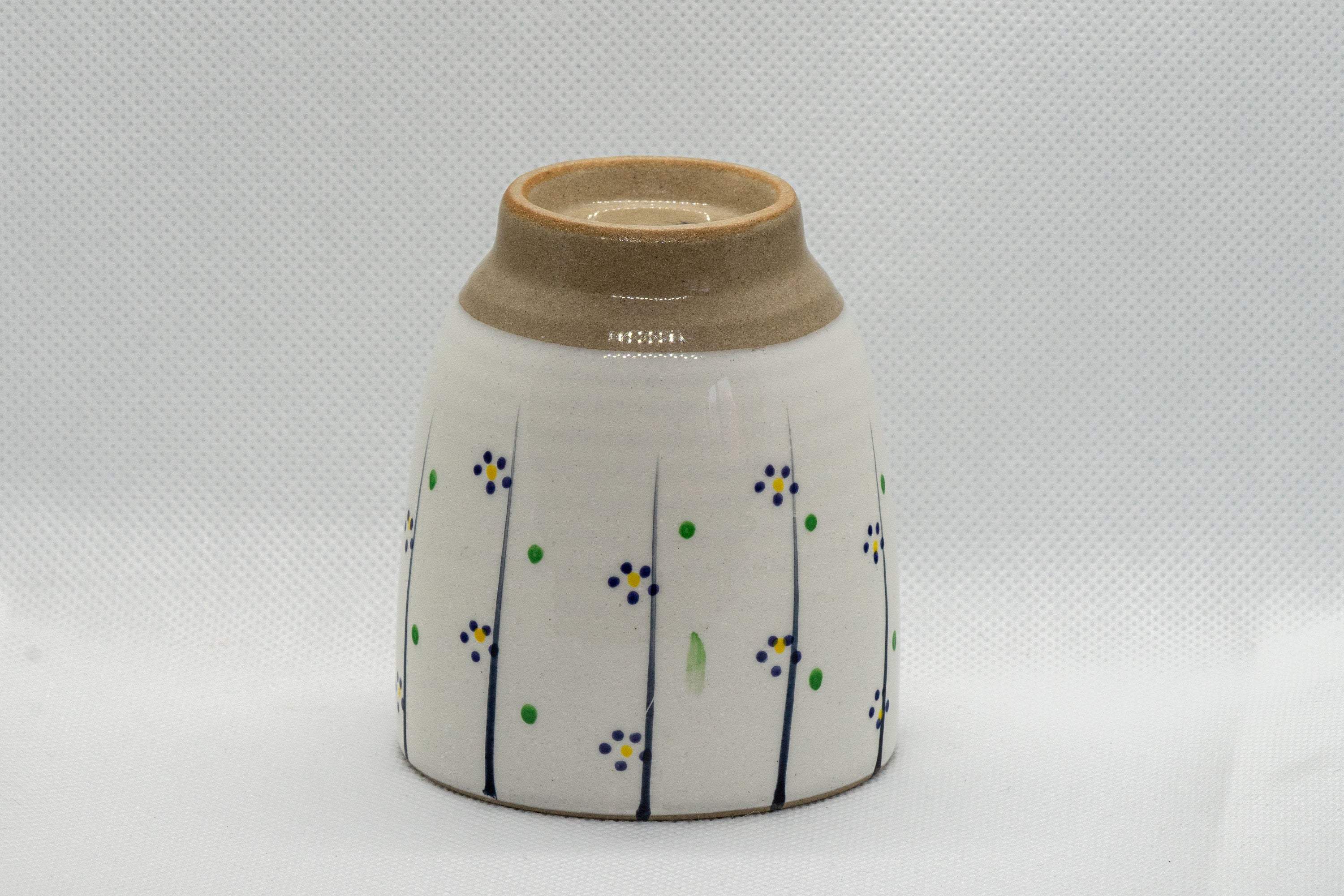 Japanese Teacup - White Floral Koishiwara-yaki Yunomi - 185ml