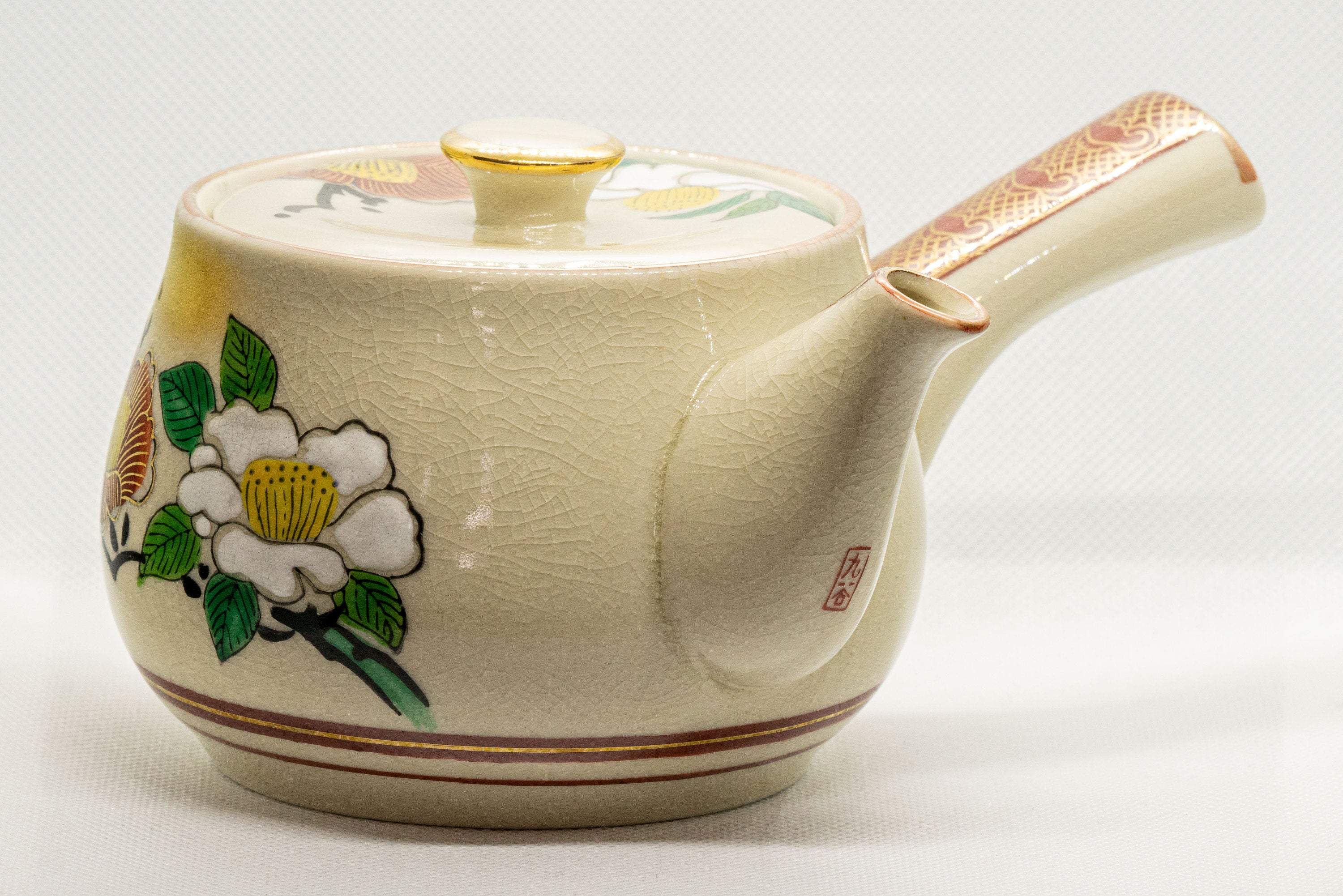 Japanese Kyusu - Camellias Kutani-yaki Debeso Teapot - 550ml