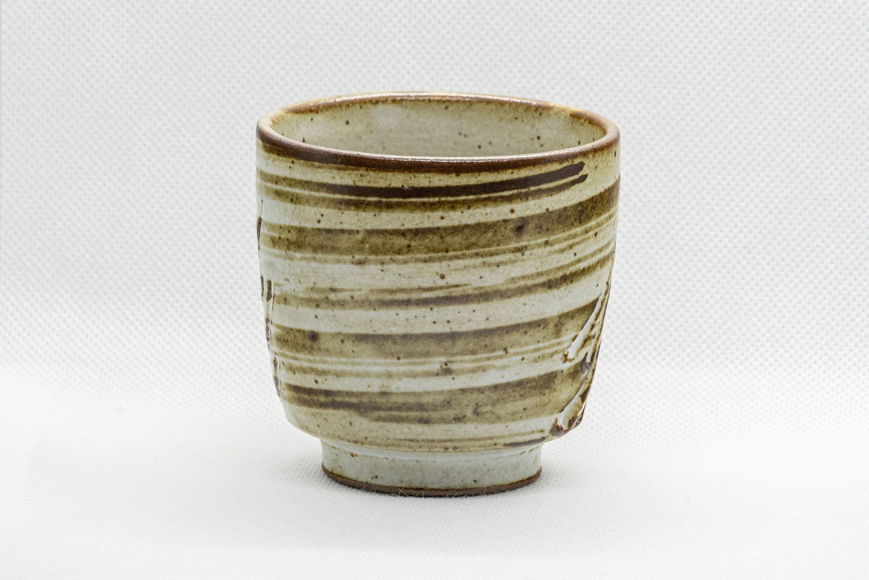 Japanese Teacup - Spiral Tsutsu-gata Yunomi - 170ml