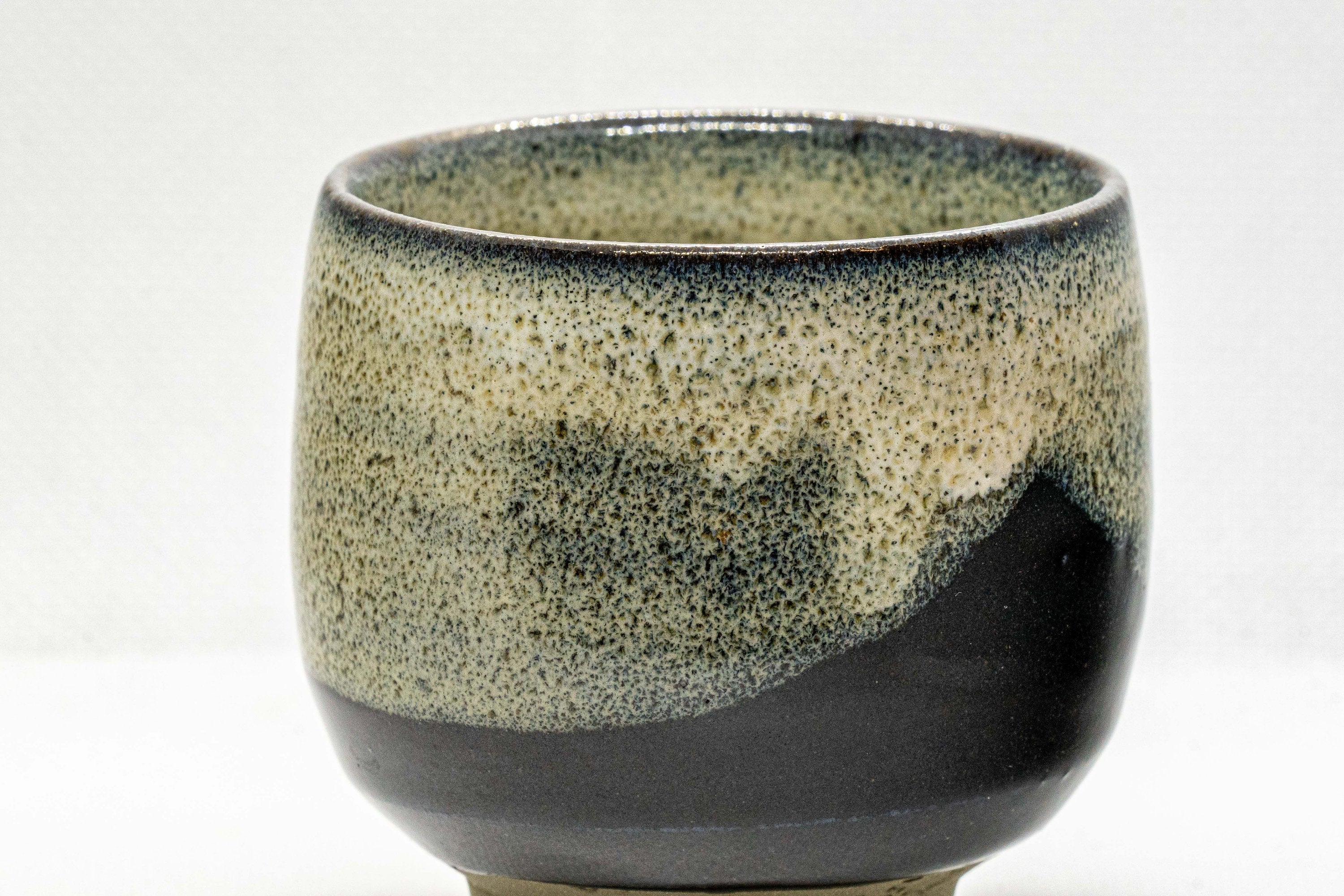 Japanese Teacup - 小勝田 Jet Black Yunomi - 150ml
