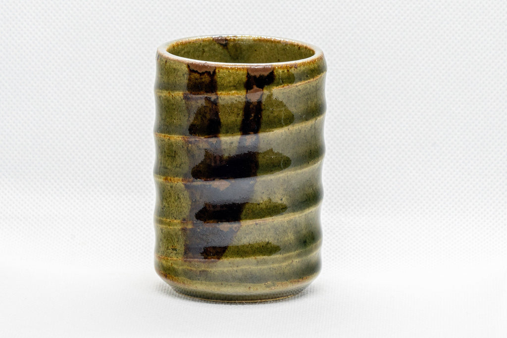 Japanese Teacup - Spiral Green Tsutsu-gata Yunomi - 130ml