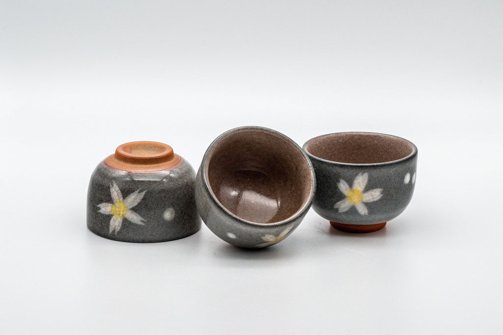 Japanese Teacups - Set of 3 Floral Snowflake Glazed Guinomi - 45ml