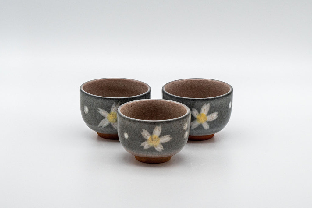 Japanese Teacups - Set of 3 Floral Snowflake Glazed Guinomi - 45ml