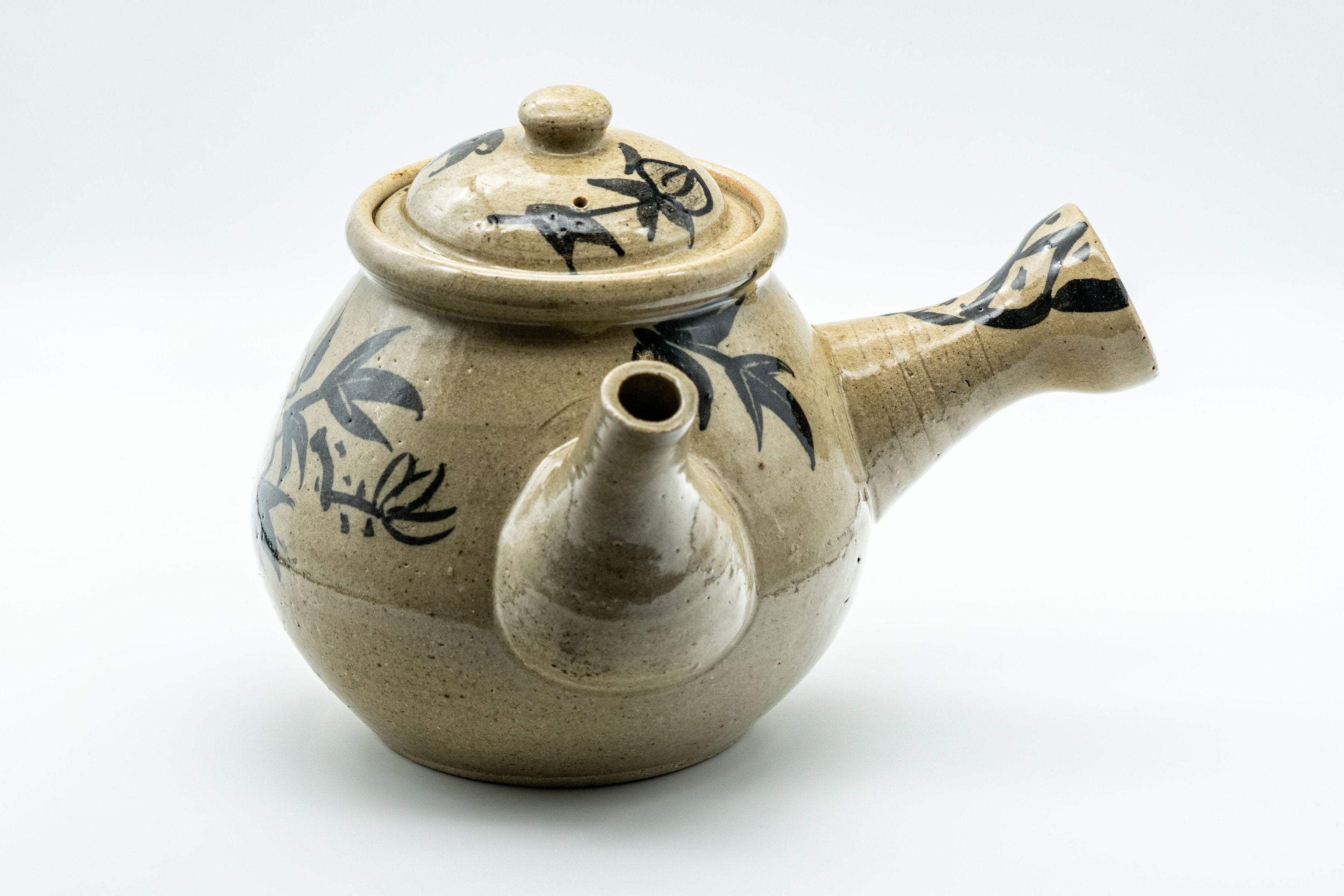 Japanese Kyusu - Large Floral Nasu-gata Do-ake Teapot - 900ml