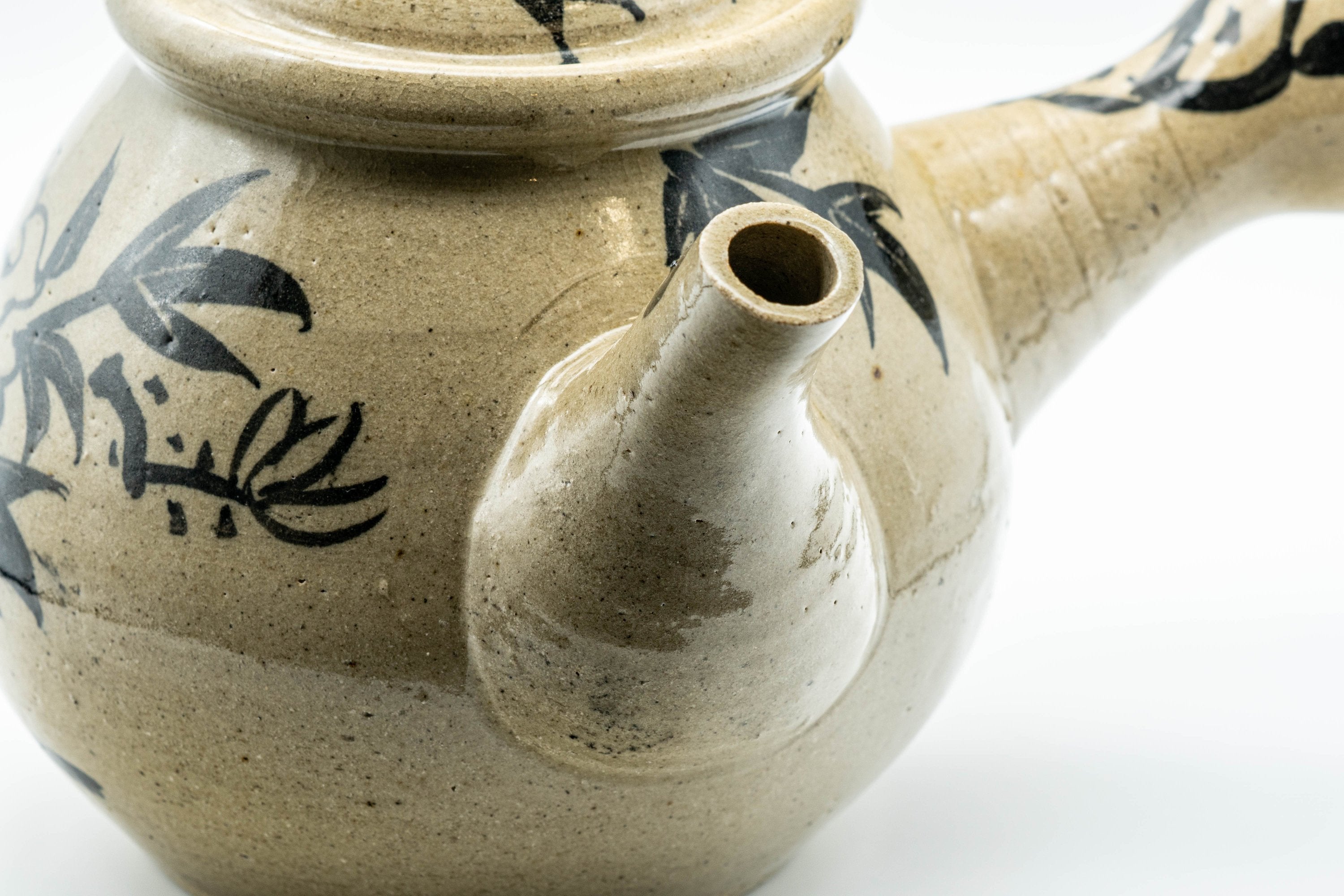 Japanese Kyusu - Large Floral Nasu-gata Do-ake Teapot - 900ml