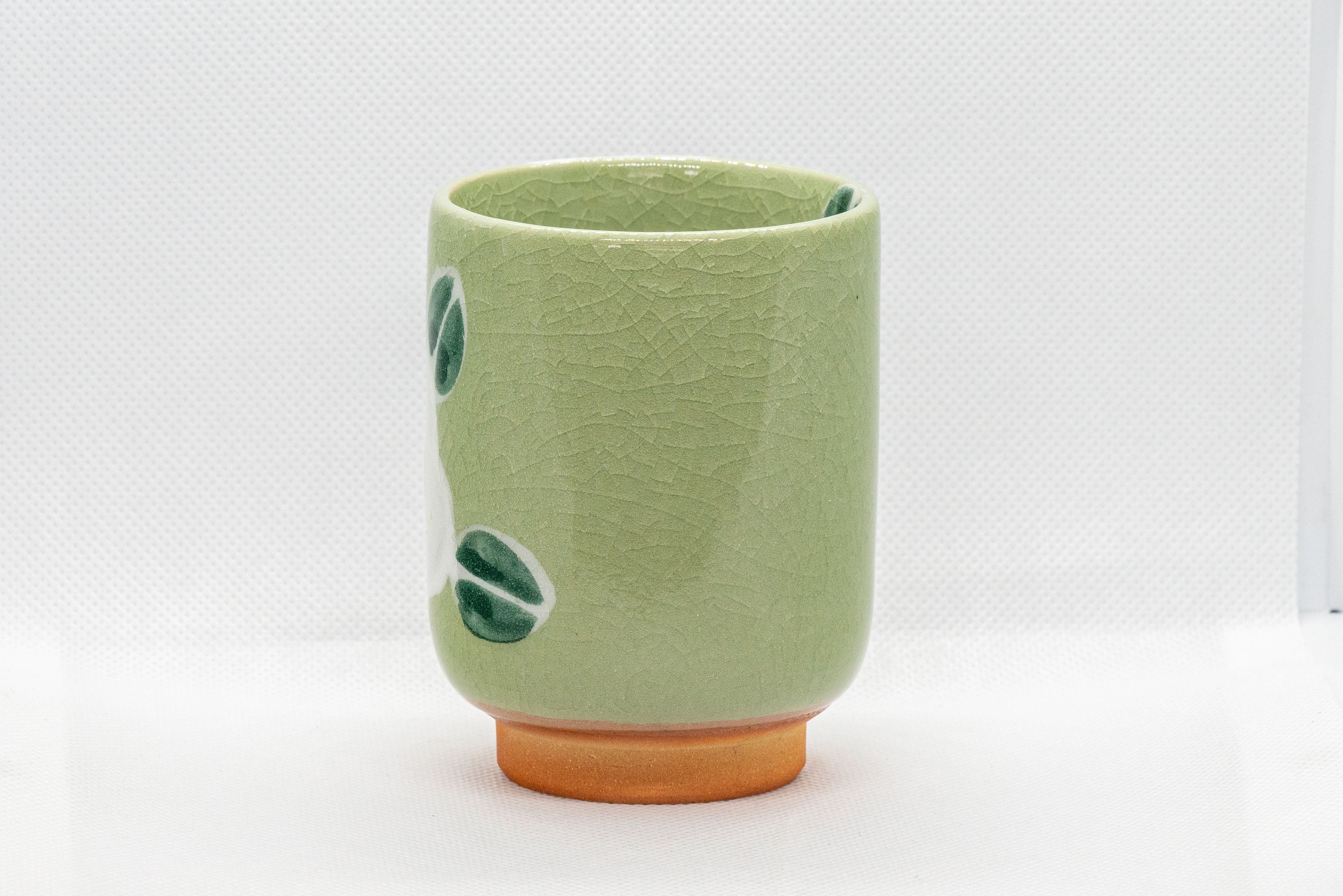 Japanese Teacup - Camellias Glazed Tsutsu-gata Yunomi - 200ml
