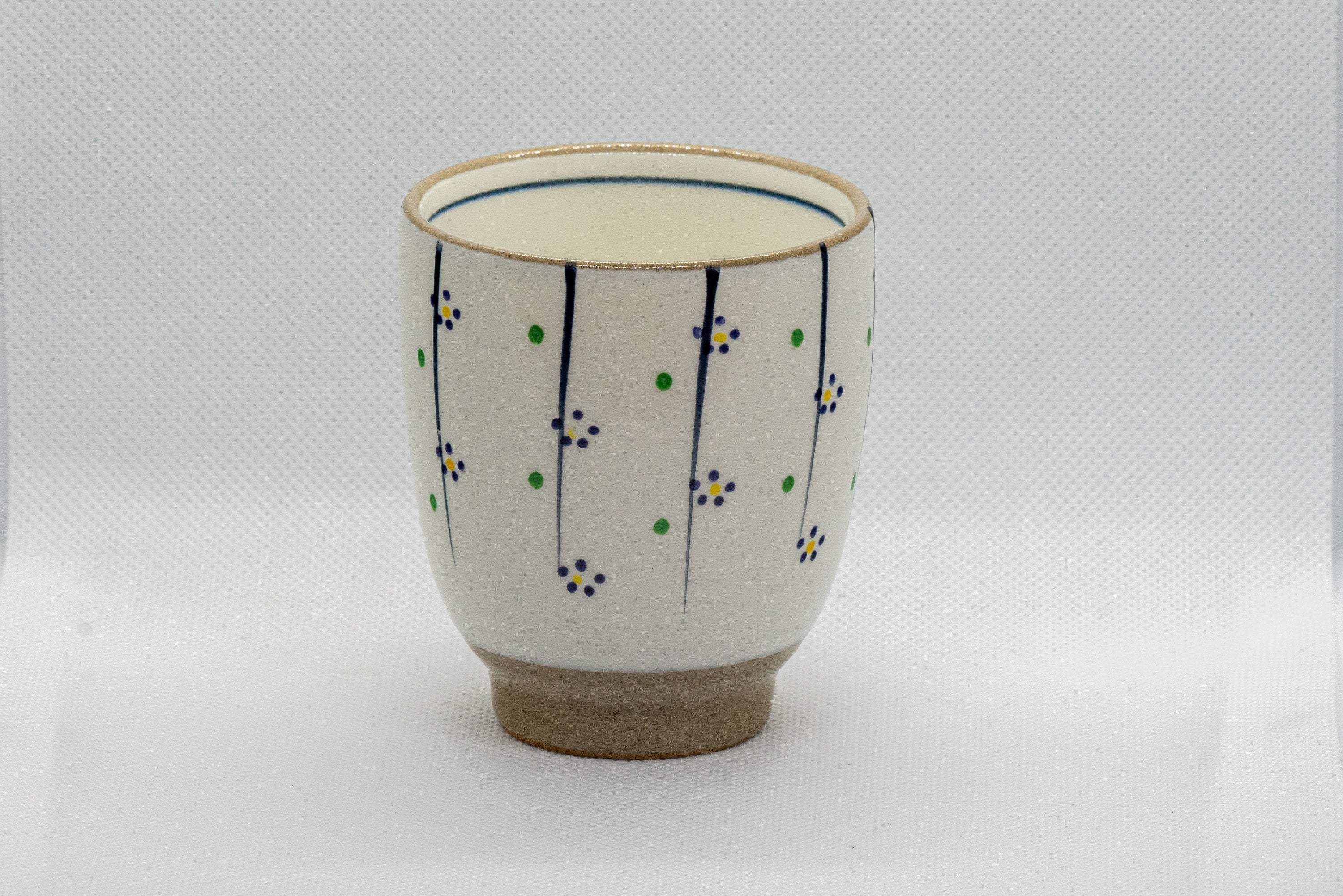Japanese Teacup - White Floral Koishiwara-yaki Yunomi - 185ml