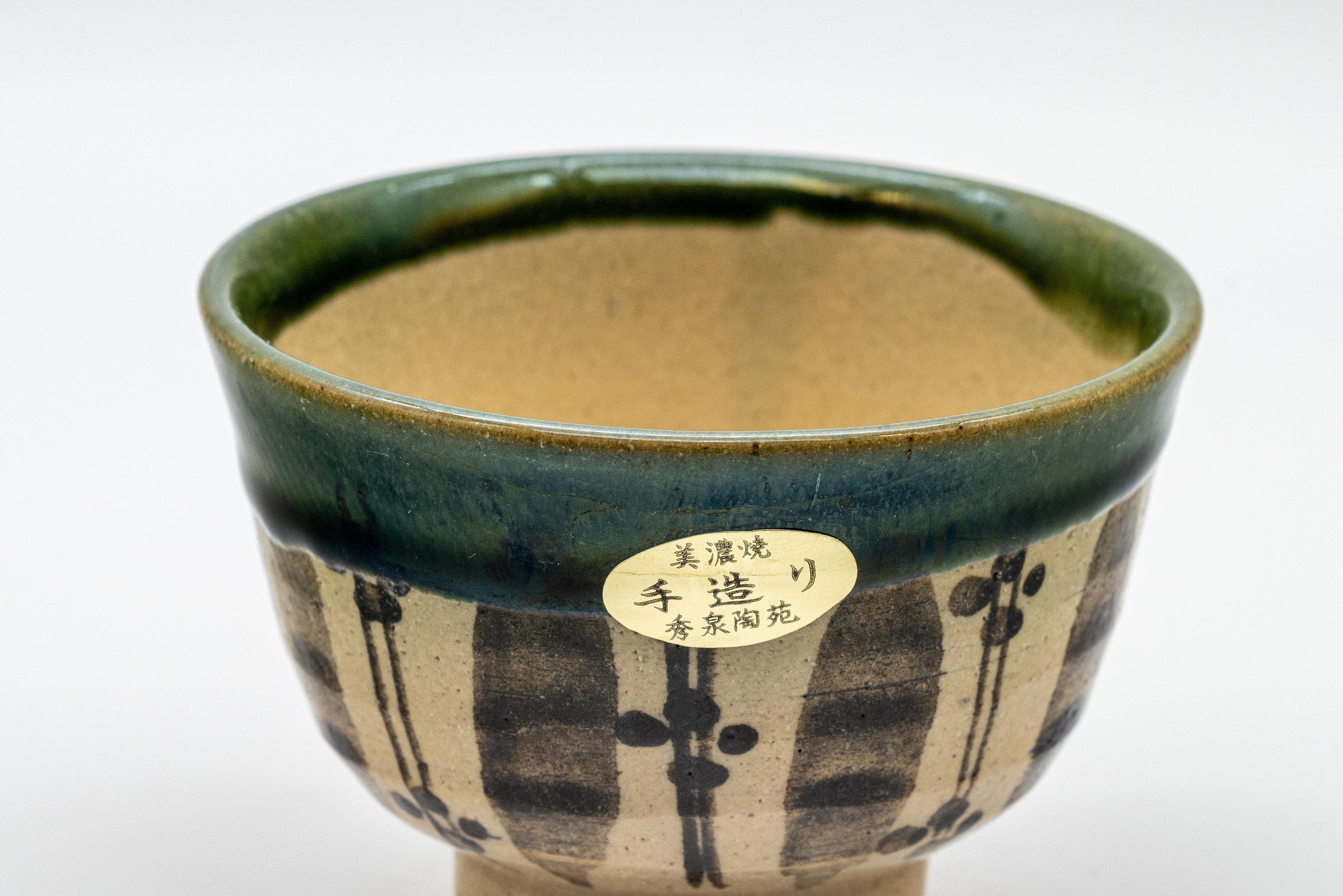 Japanese Teacup - 秀泉陶苑 Floral Wan-nari Mino-yaki Yunomi - 100ml