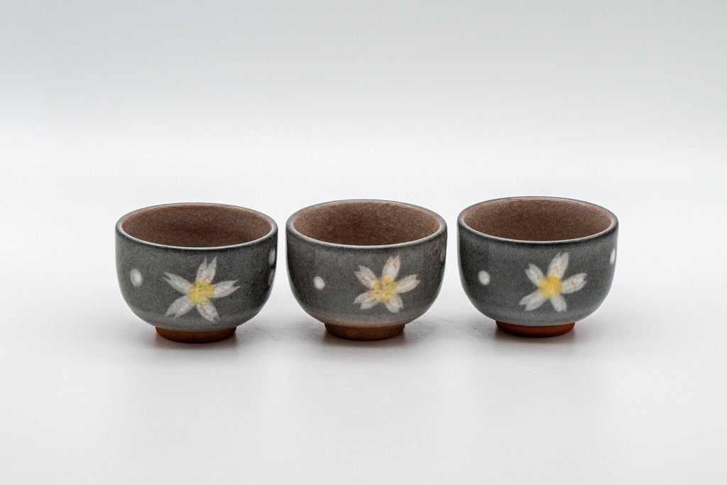 Japanese Teacups - Set of 3 Floral Snowflake Glazed Guinomi - 45ml