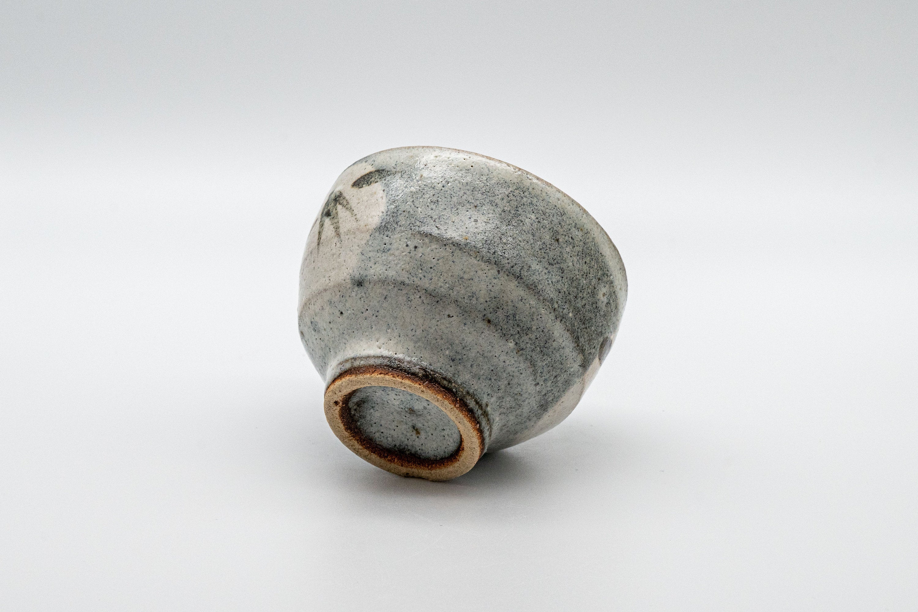 Japanese Teacup - Leafy Grey Yunomi - 125ml