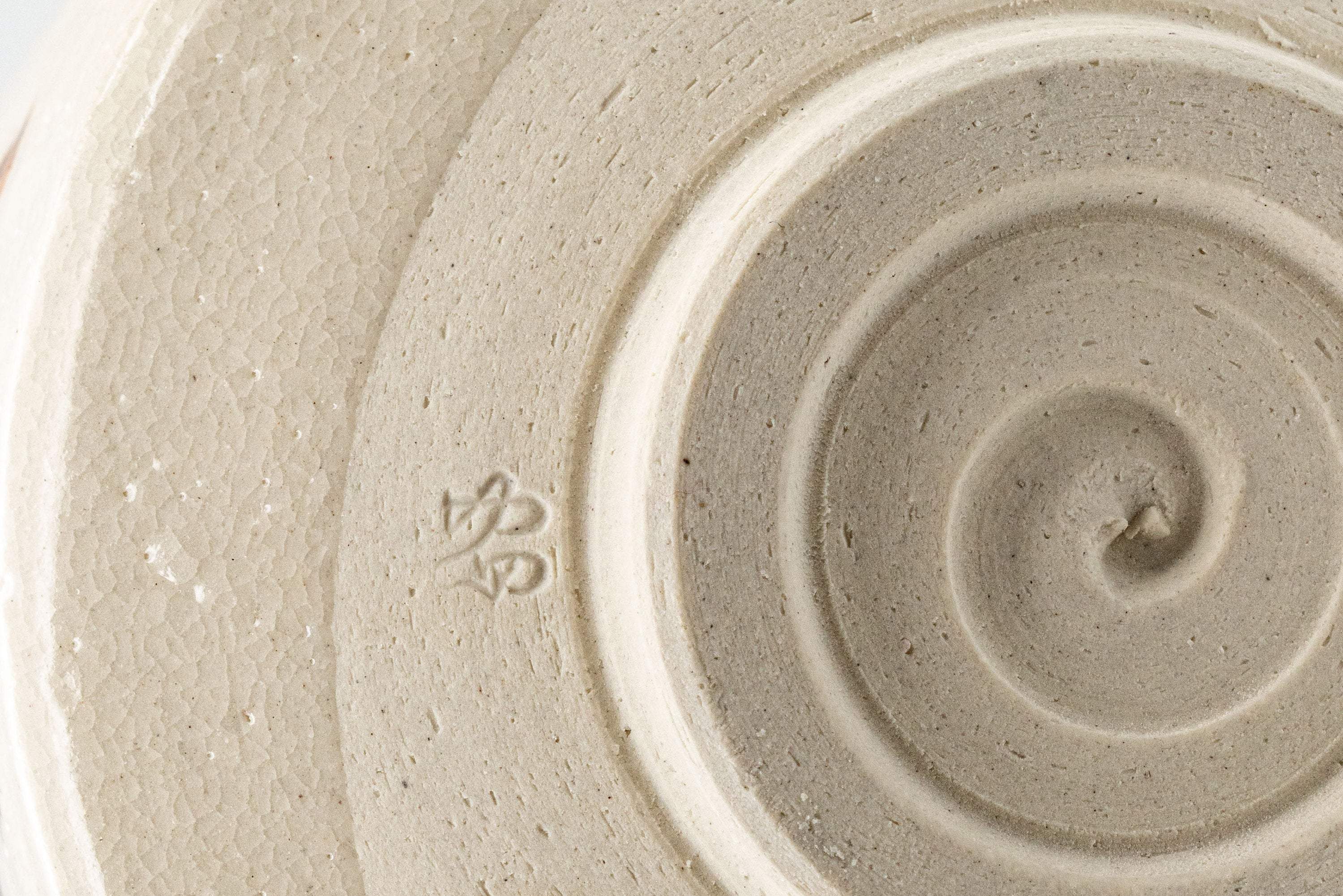 Japanese Matcha Bowl - Cream Glazed Hantsutsu-gata Chawan - 450ml