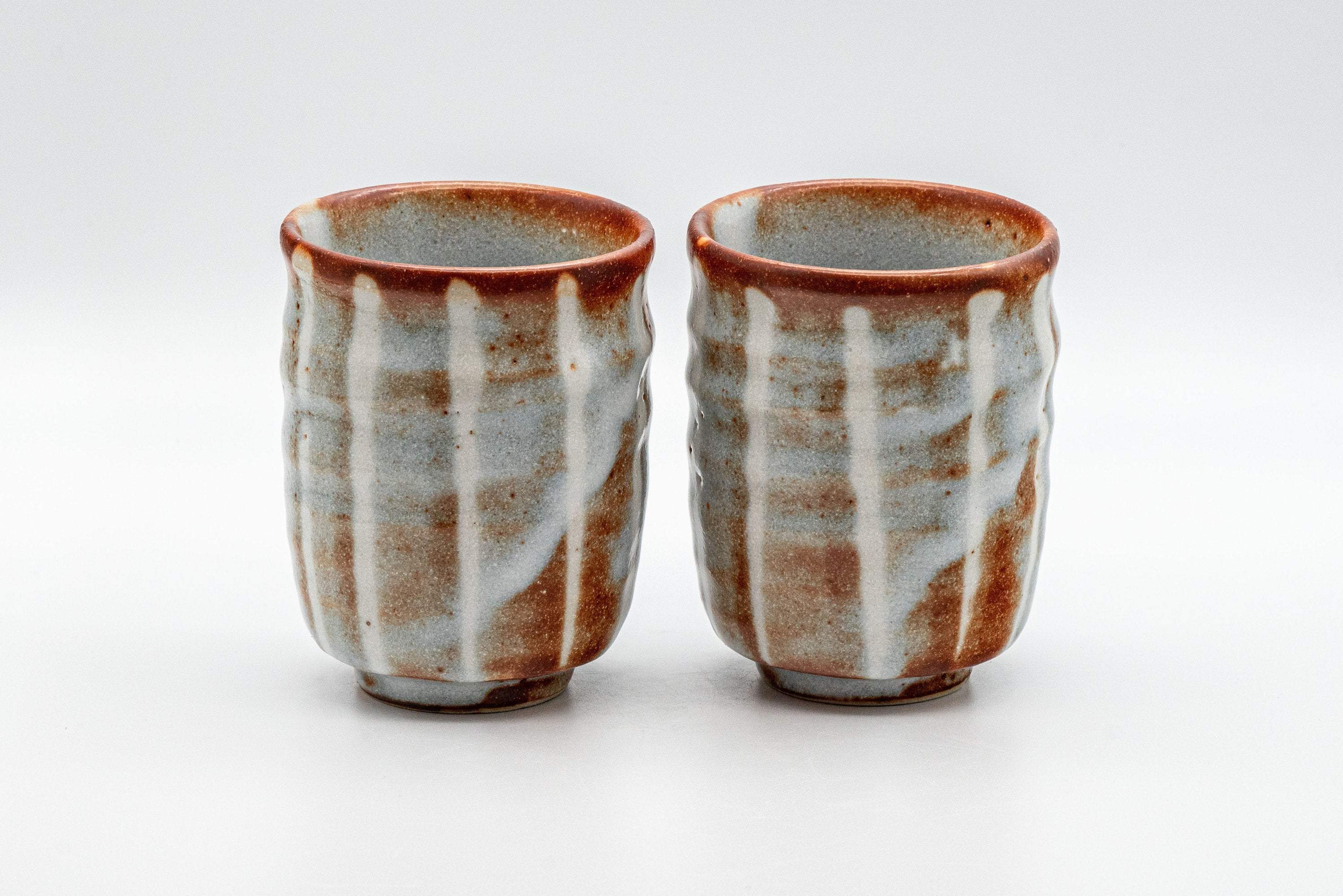 Japanese Teacups - Pair of 暁山窯 Akayama Kiln - Tsutsu-gata Yunomi - 170ml