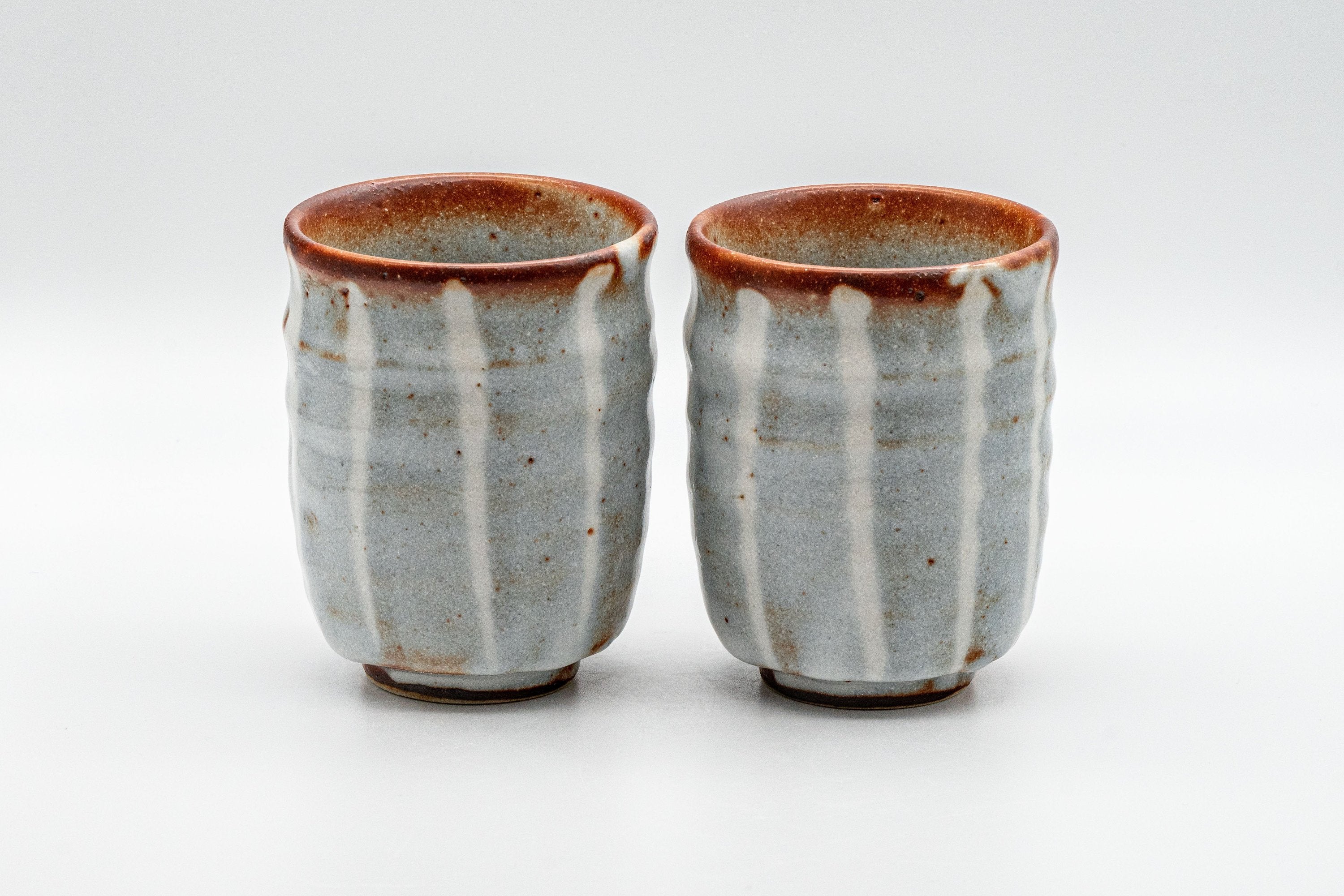 Japanese Teacups - Pair of 暁山窯 Akayama Kiln - Tsutsu-gata Yunomi - 170ml
