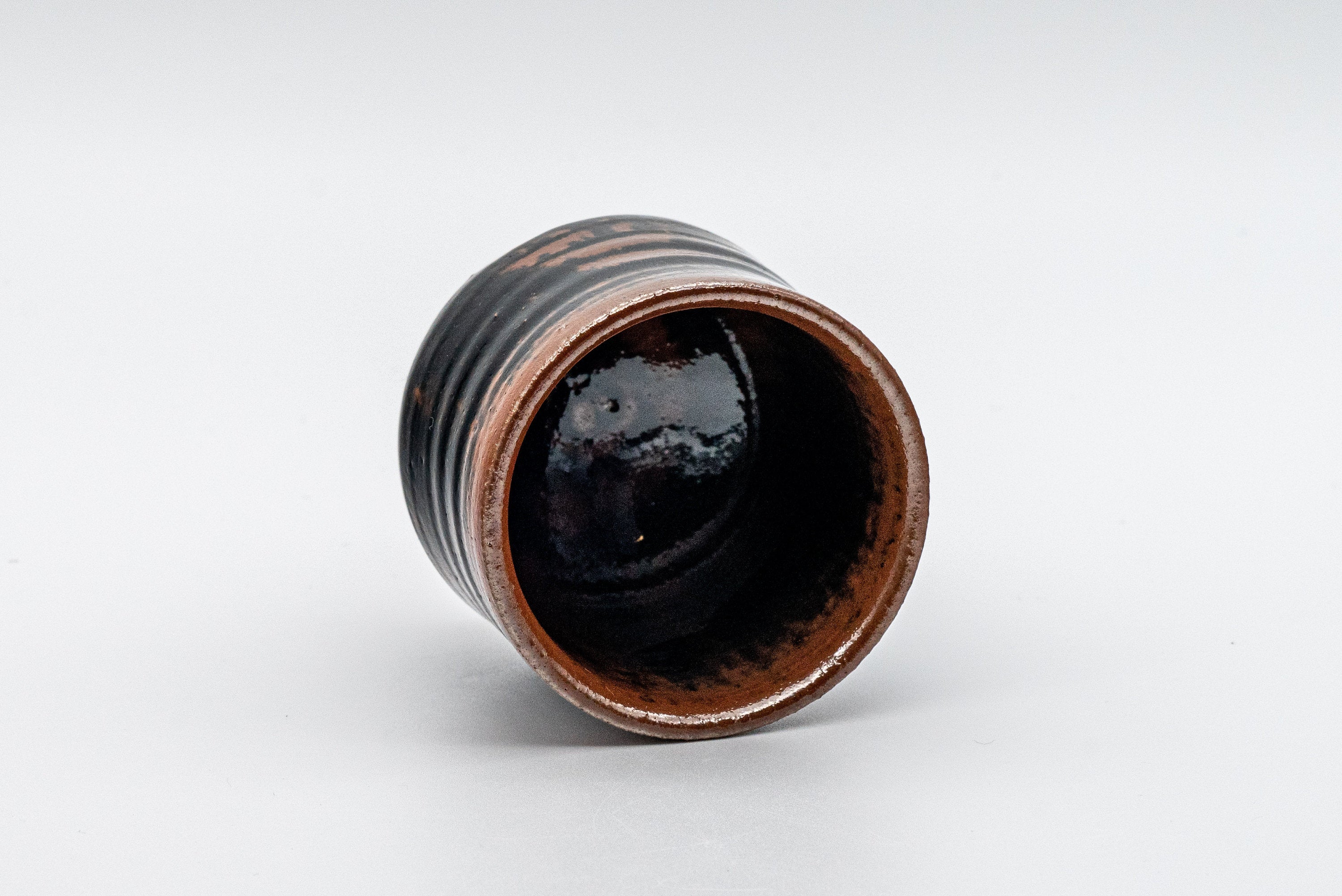 Japanese Teacup - Tsutsu-gata Yunomi with Iron Tenmoku Glaze - 65ml