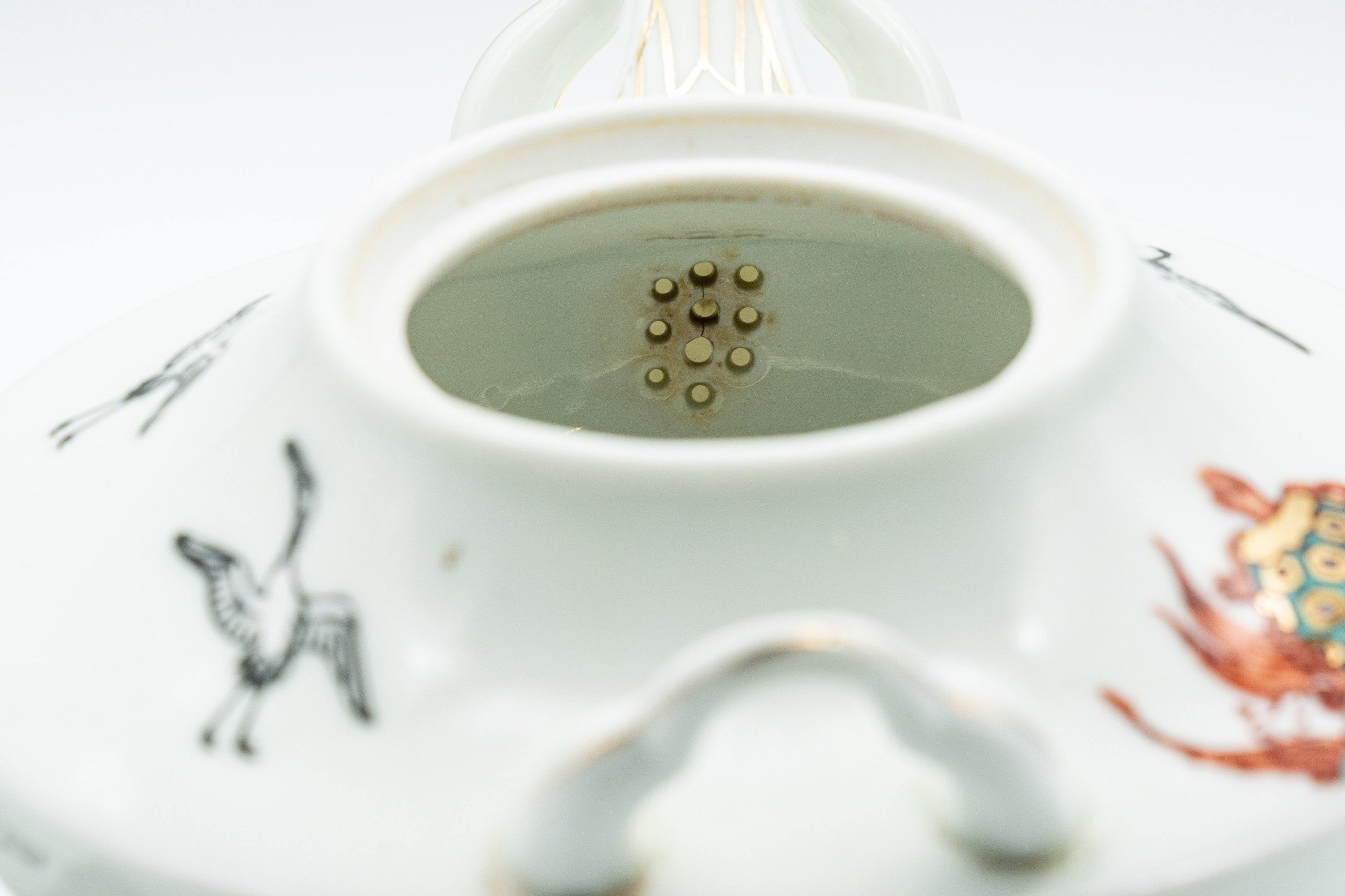 Japanese Kyusu - White Crane and Tortoise Do-ake Tea and Sake Pot - 300ml