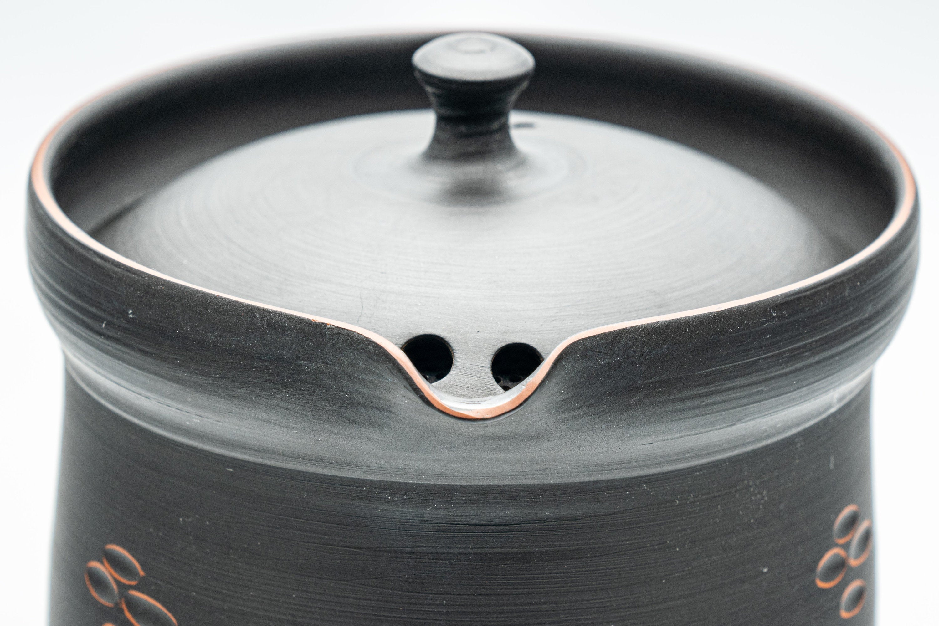 Japanese Chaho - 石龍 Uemura Hiroyuki - Sekiryu Kiln - Black Kurodei Tokoname-yaki Sasame Teapot - 300ml