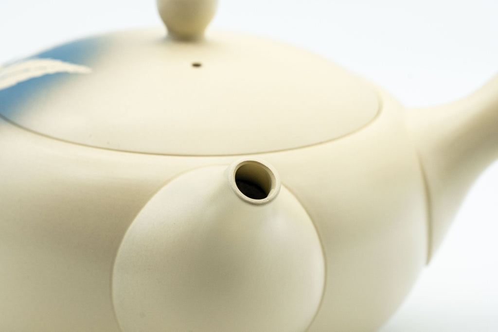 Japanese Kyusu - 高資窯 Ivory Momiji Takasuke Tokoname-yaki Debeso Teapot - 260ml