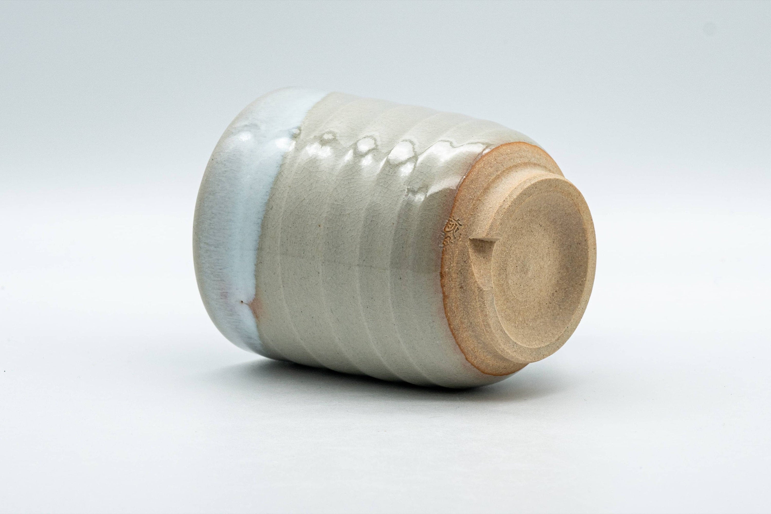 Japanese Teacup - 萩殿窯 Hagiden Kiln Hagi-yaki Yunomi - 150ml
