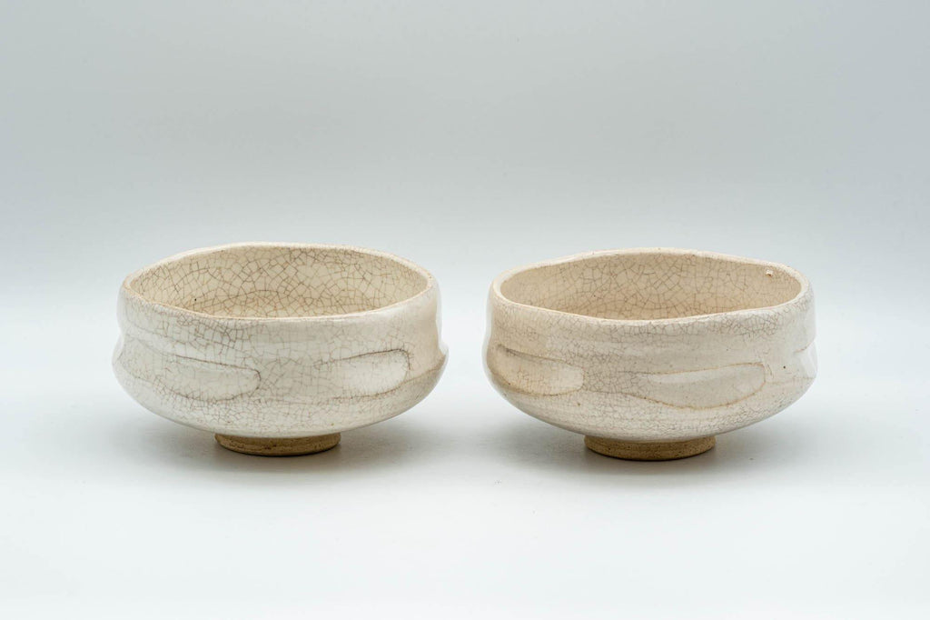 Japanese Teacups - Pair of 赤膚山 Akiyama Kiln White Glazed Wide Akahada-yaki Yunomi - 150ml