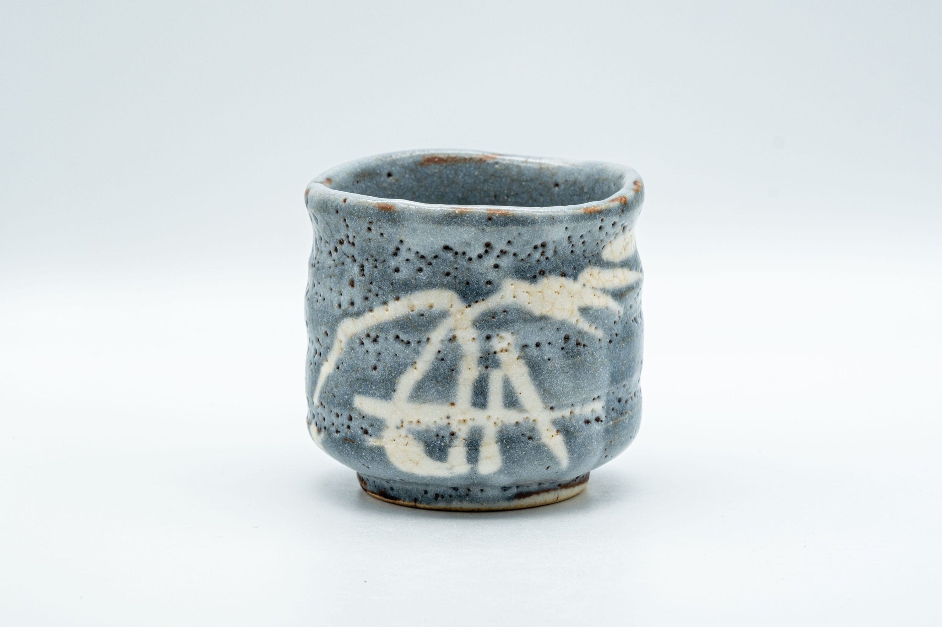Japanese Teacup - Bamboo Suana Shino Glazed Tsutsu-gata Yunomi with Coaster - 175ml