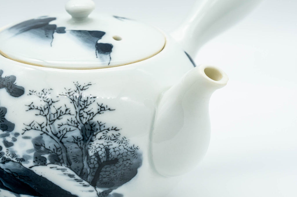 Japanese Kyusu - Porcelain Arita-yaki Debeso Teapot - 240ml