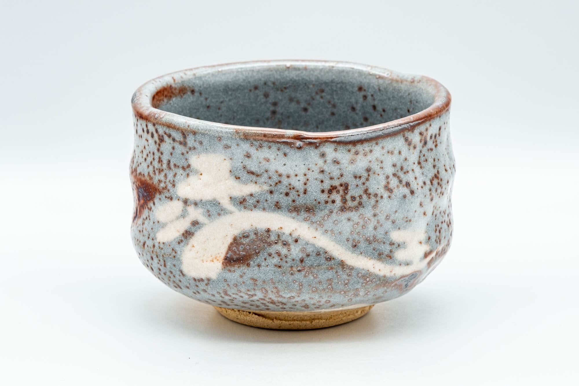 Japanese Matcha Bowl - Tall Yuzuhada Shino Glazed Hantsutsu-gata Chawan - 500ml