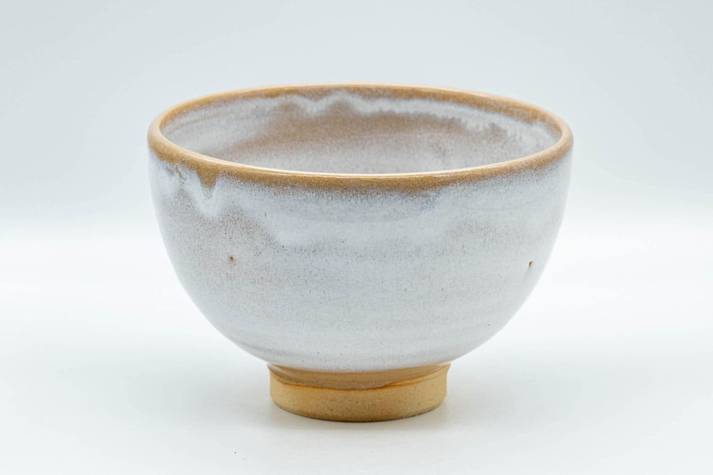 Japanese Matcha Bowl - 渓流山 Beige and Milky White Glazed Chawan - 450ml