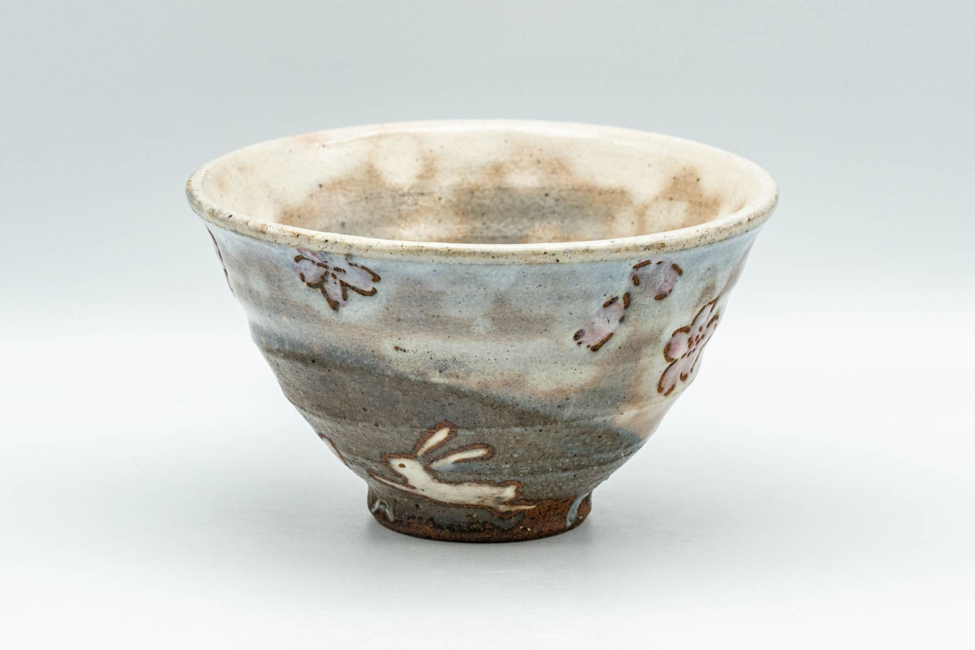 Japanese Matcha Bowl - Happy Rabbits Sakura Gohonte Chawan - 200ml