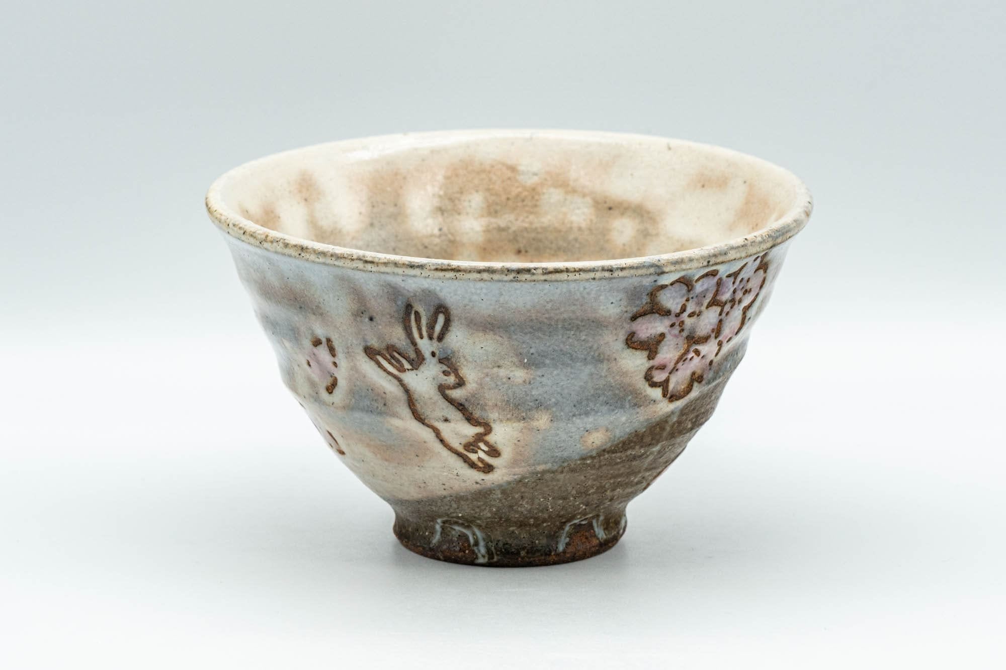 Japanese Matcha Bowl - Happy Rabbits Sakura Gohonte Chawan - 200ml
