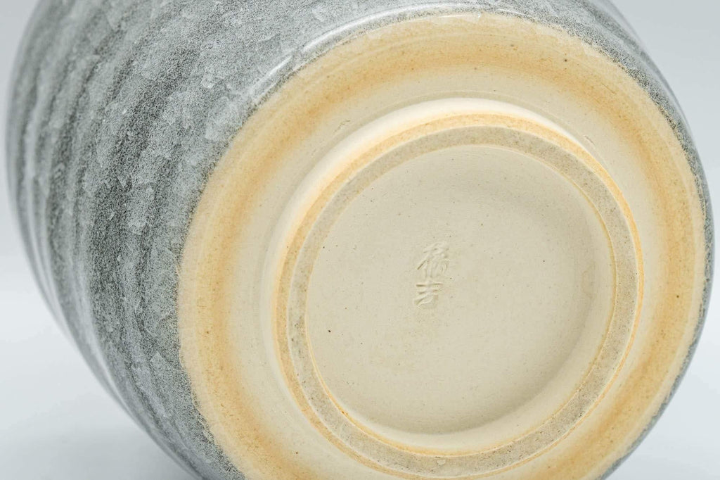 Japanese Teacup - Grey Snowflake Glazed Tsutsu-gata Yunomi - 240ml