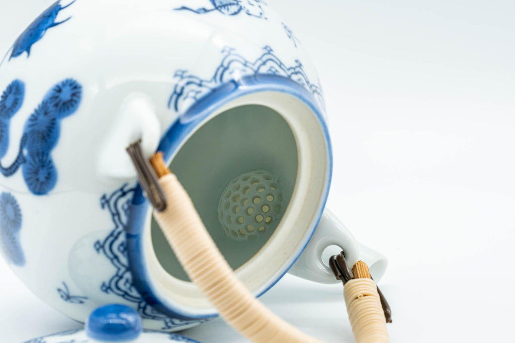 Japanese Dobin - White Porcelain Arita-yaki Debeso Teapot - 250ml