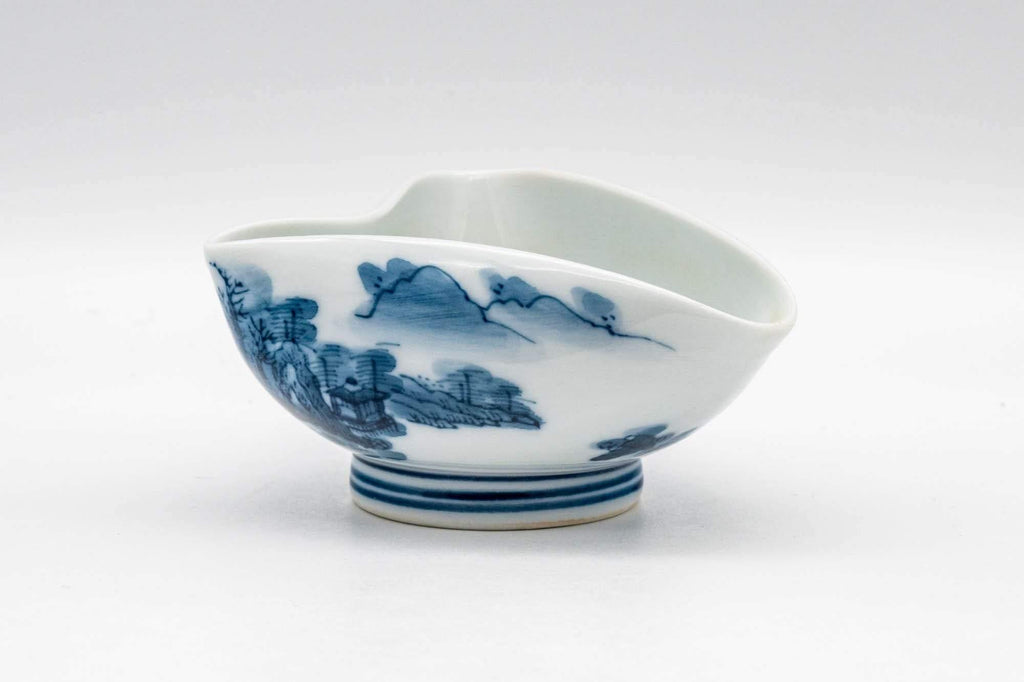 Japanese Katakuchi - Hataman Toen (畑萬陶苑) Porcelain Water Cooler - 40ml