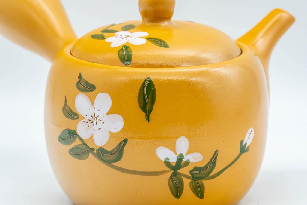 Japanese Kyusu - Decorative Plum Blossom Tokoname-yaki Teapot - 300ml