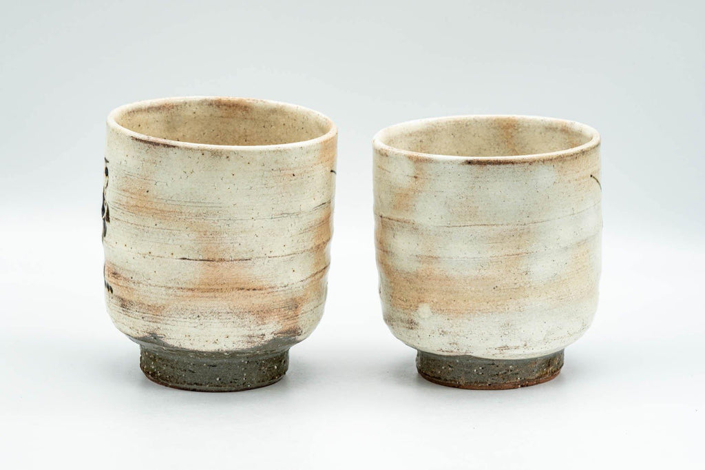Japanese Teacups - Pair of 西山窯 Seizan Kiln Standing Cranes Kyo-yaki Meoto Yunomi