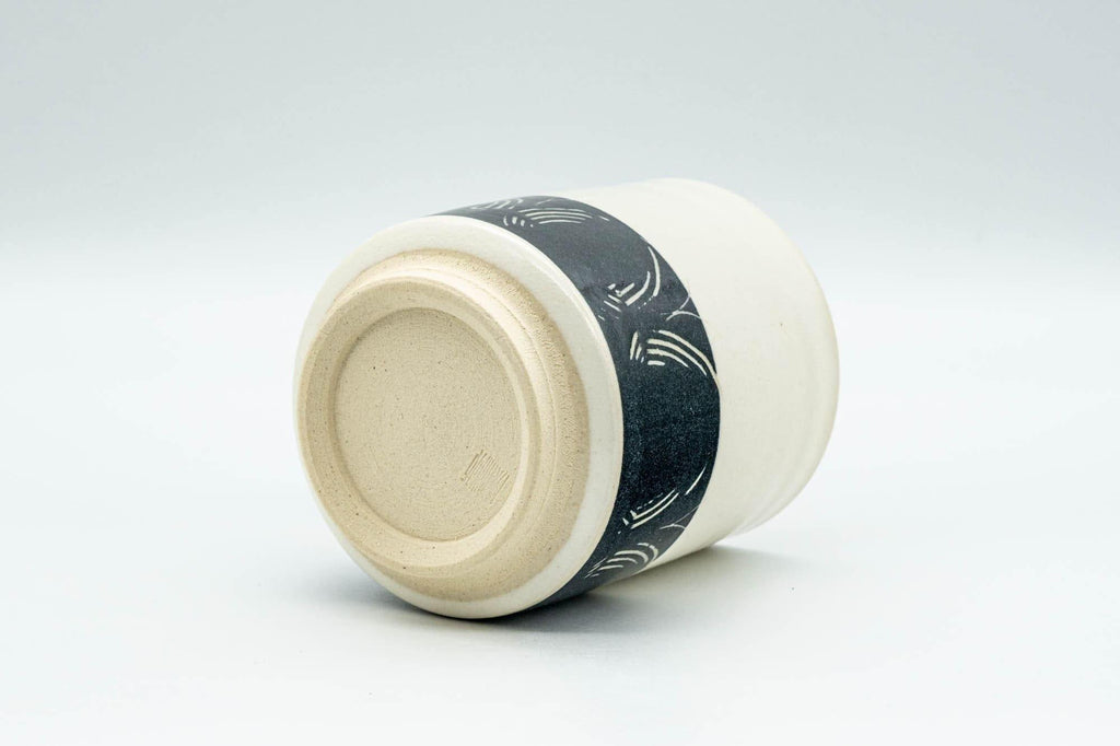 Japanese Teacup - Butterflies Black and White Yunomi - 190ml