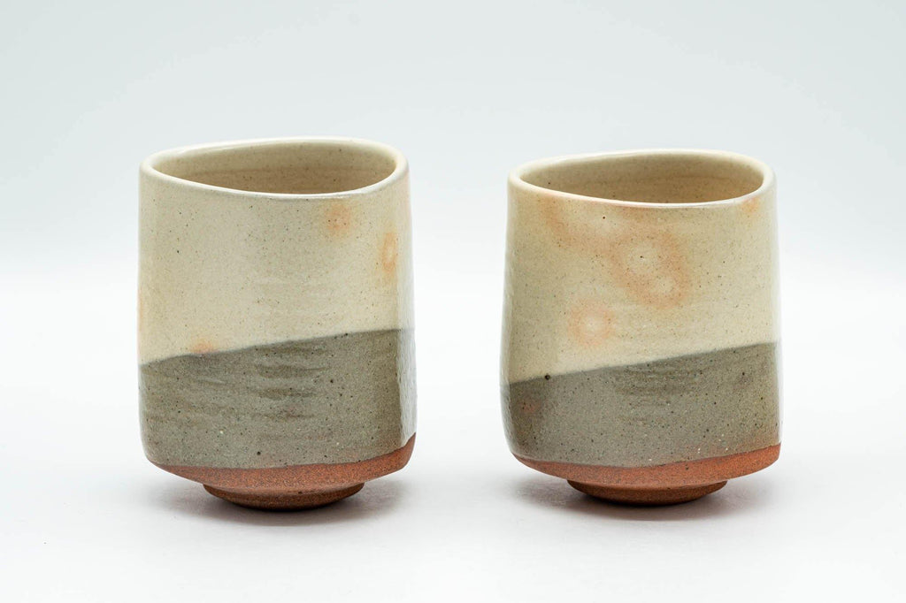 Japanese Teacups - Pair of Beige Sankaku-gata Triangular Yunomi - 200ml