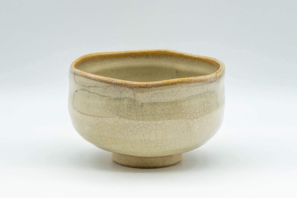 Japanese Matcha Bowl - 赤膚山 Akiyama Kiln Beige Glazed Akahada-yaki Chawan - 250ml